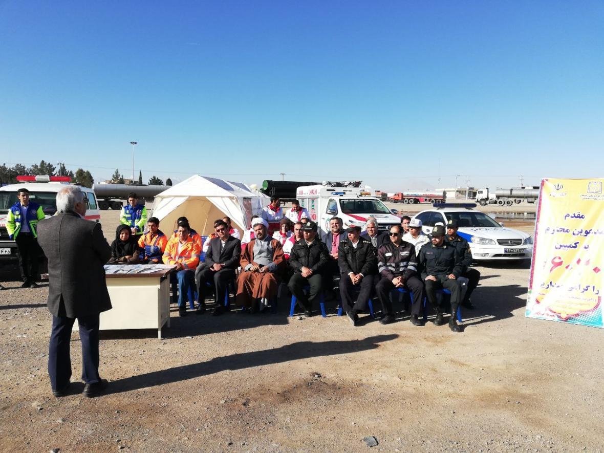 راه اندازی چادر کمپین 30-60 در جاده انار به یزد