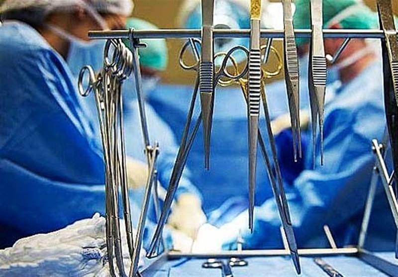 قیچی جراحی بعد از 18 سال از شکم بیمار خارج شد عکس قیچی جراحی بعد از 18 سال از شکم بیمار خارج شد