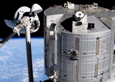 اسپیس ایکس 4 فضانورد را به ایستگاه فضایی بین المللی رساند