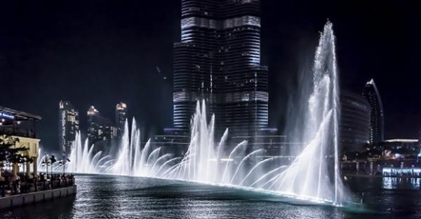 آبنمای دبی (the Dubai Fountain)