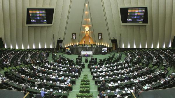 هشدار مجلس به وزرای دولت روحانی هشدار مجلس به وزرای دولت روحانی