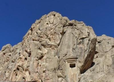 قدیمی ترین مقابر صخره ای سرزمین پارس کجاست؟