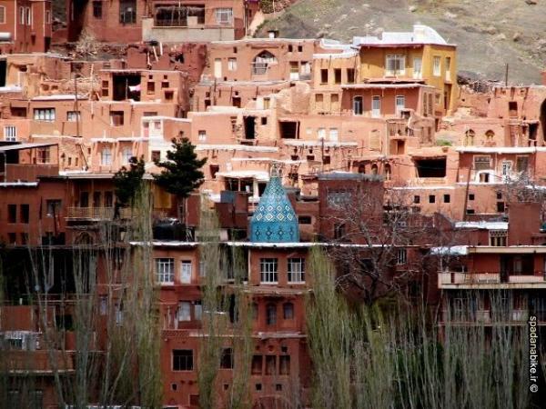 اینجا سرخ ترین روستای ایران است ، جاهای دیدنی ابیانه همراه با تصاویر