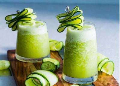طرز تهیه اسموتی خیار و نعناع؛ نوشیدنی خنک و رژیمی تابستانی