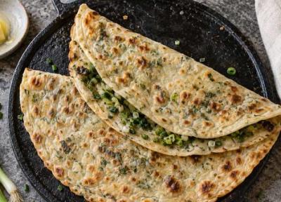 طرز تهیه نان کلانه؛ نان محلی کردستان با عطر و طعم عالی
